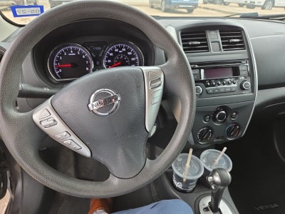 2016 Nissan Versa 1.6 SV
