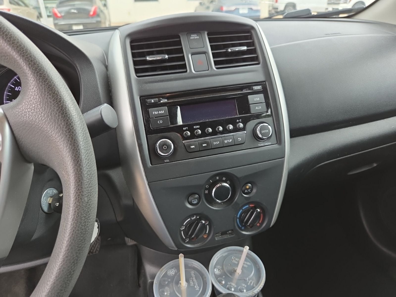 2016 Nissan Versa 1.6 SV