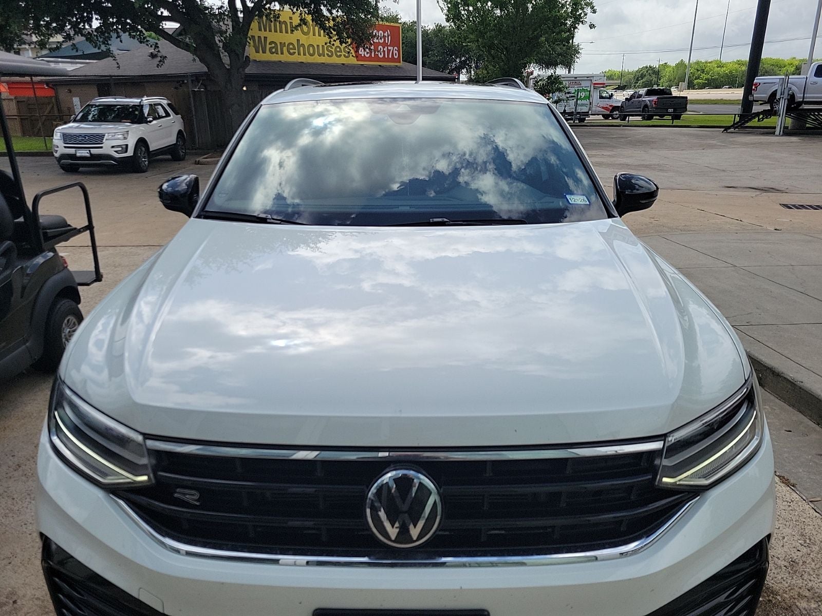 2024 Volkswagen Tiguan 2.0T SE R-Line Black