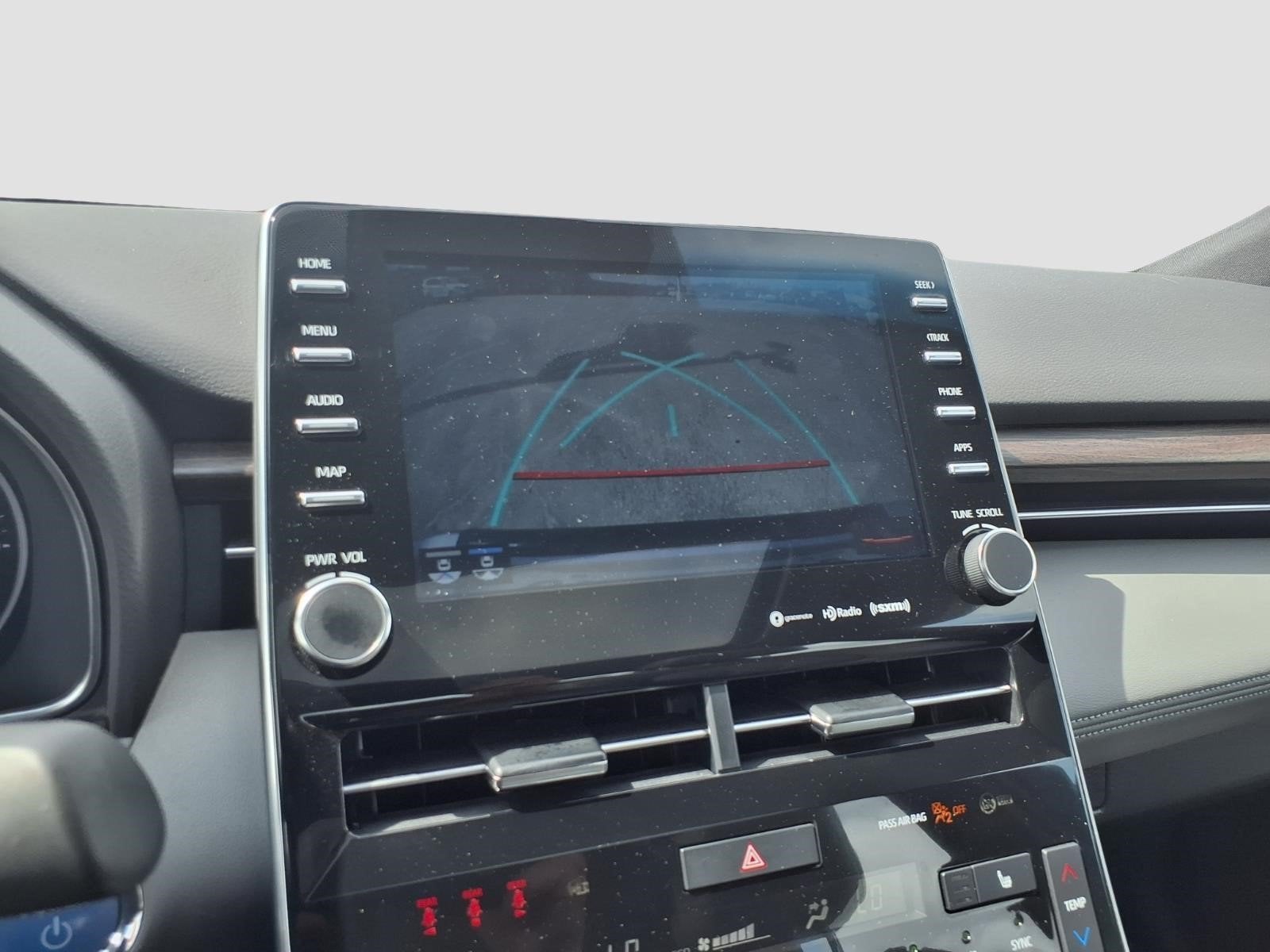 2020 Toyota Avalon Hybrid XLE Plus