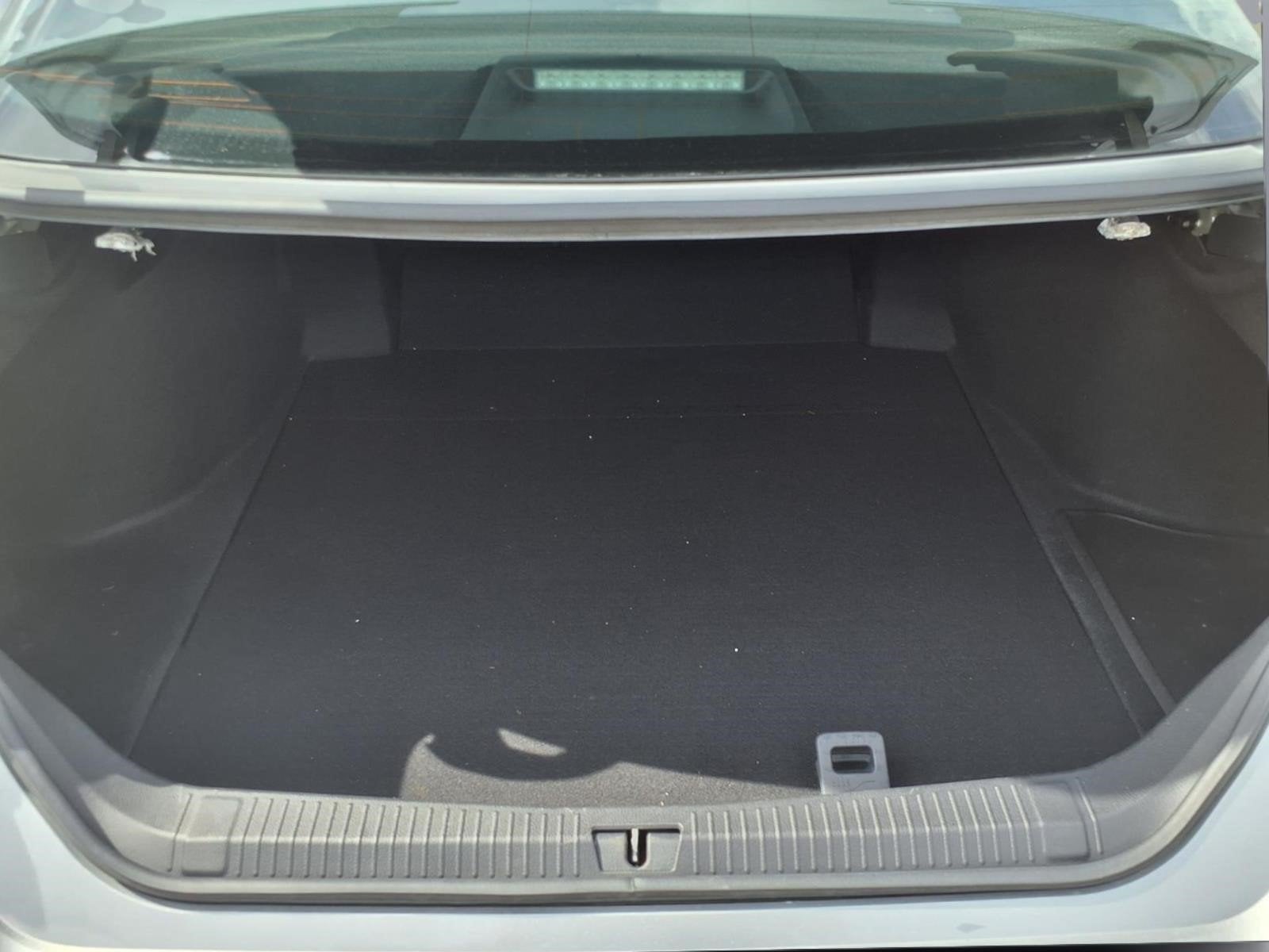 2020 Toyota Avalon Hybrid XLE Plus
