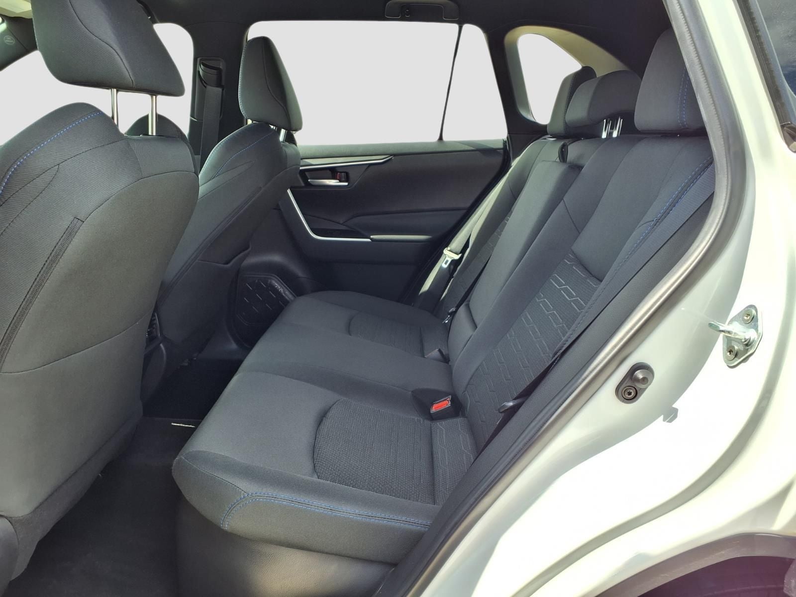 2023 Toyota RAV4 Hybrid SE