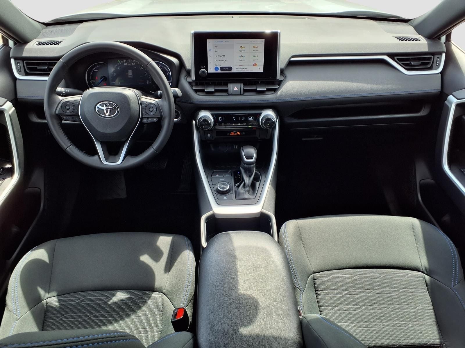 2023 Toyota RAV4 Hybrid SE