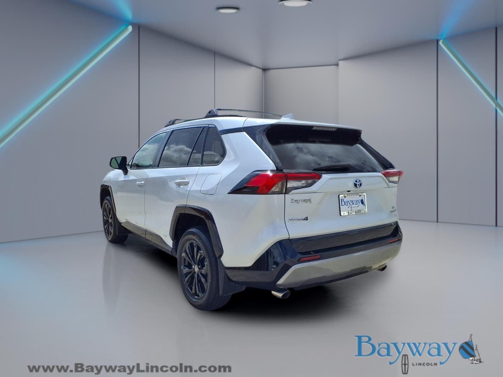 2023 Toyota RAV4 Hybrid SE
