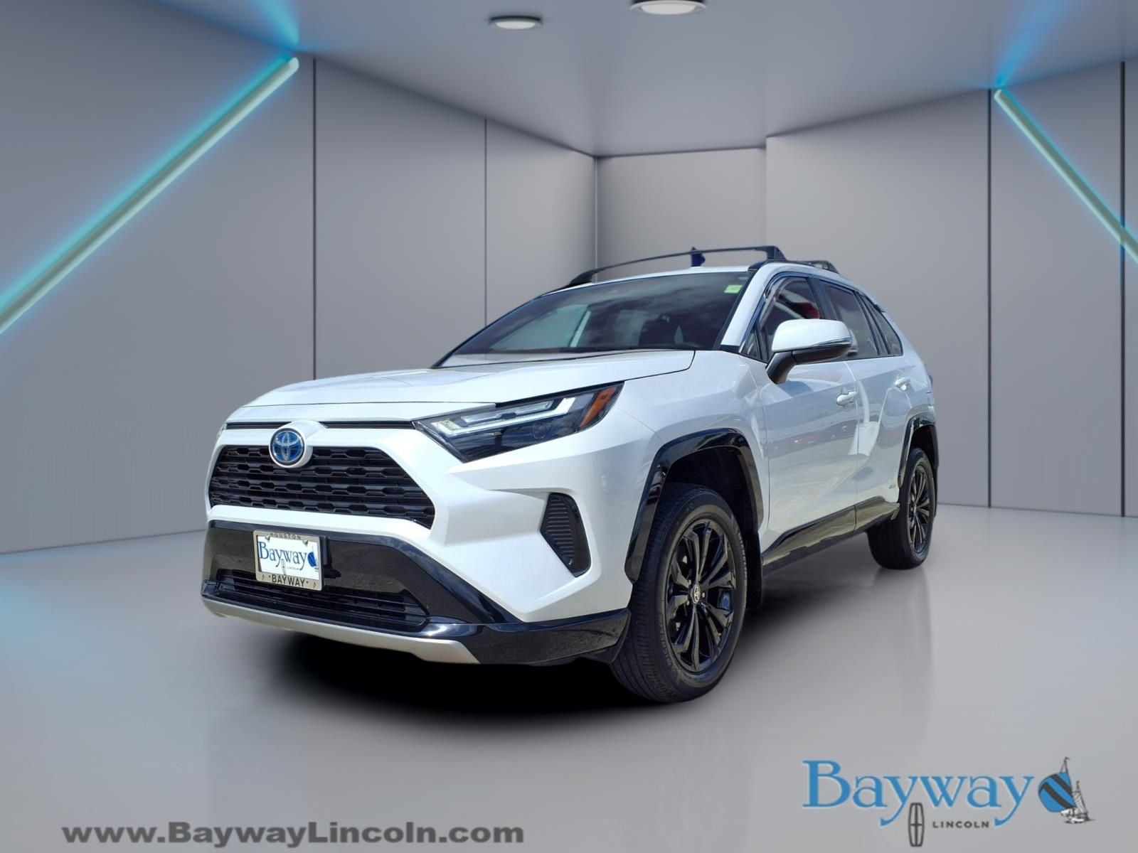 2023 Toyota RAV4 Hybrid SE