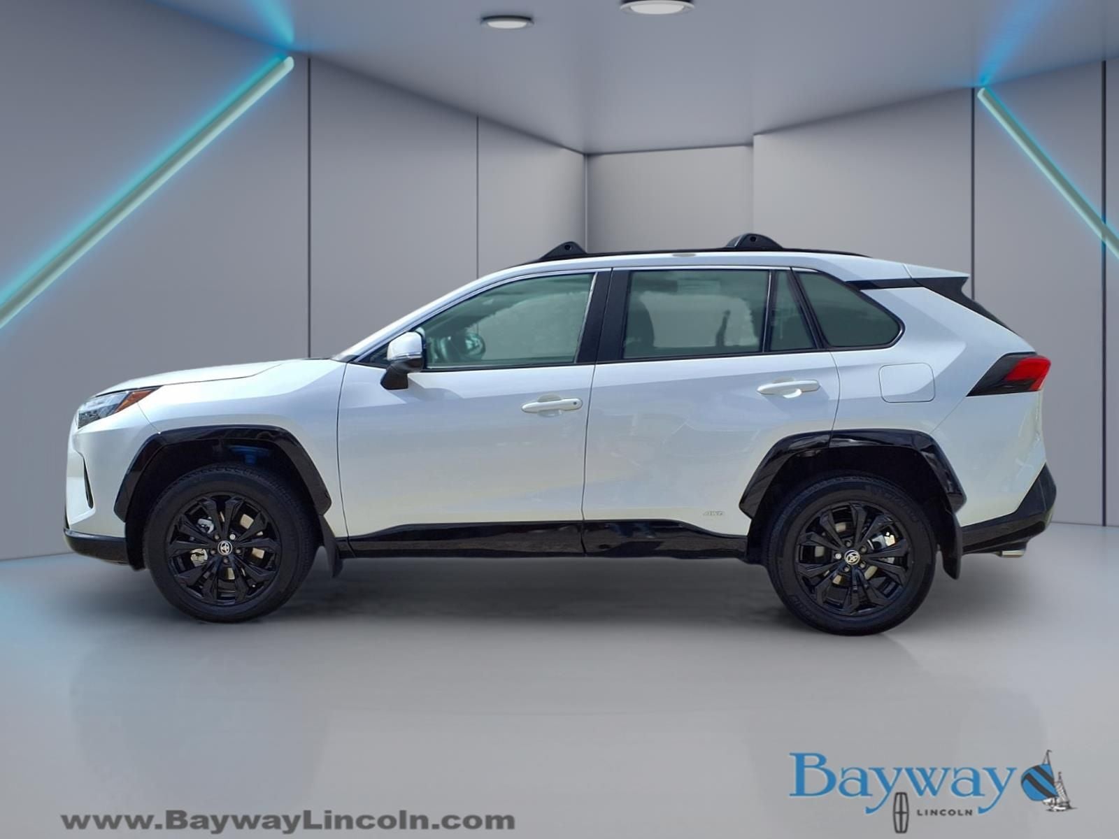 2023 Toyota RAV4 Hybrid SE