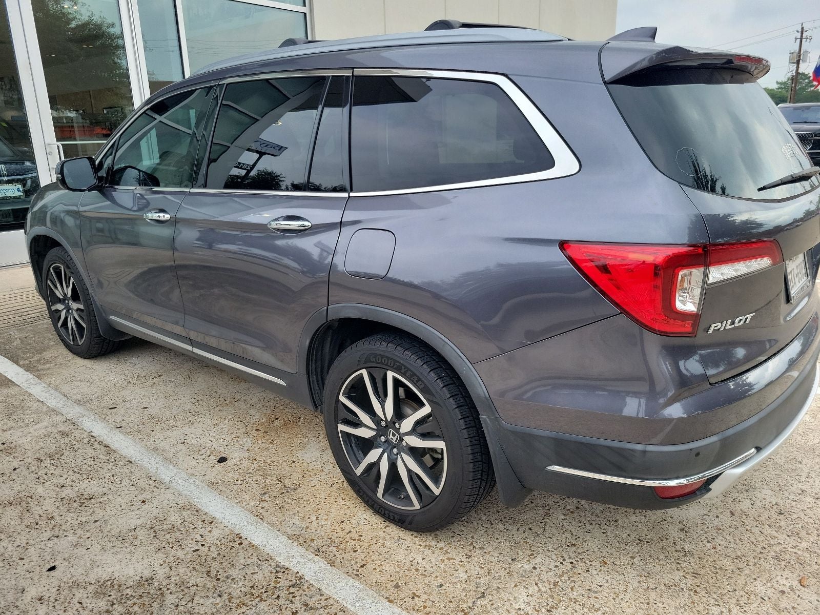 2020 Honda Pilot Touring 8 Passenger