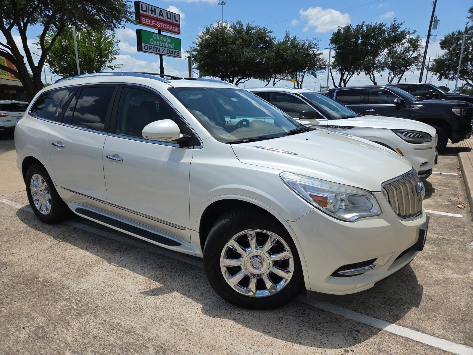 2013 Buick Enclave Premium's photo