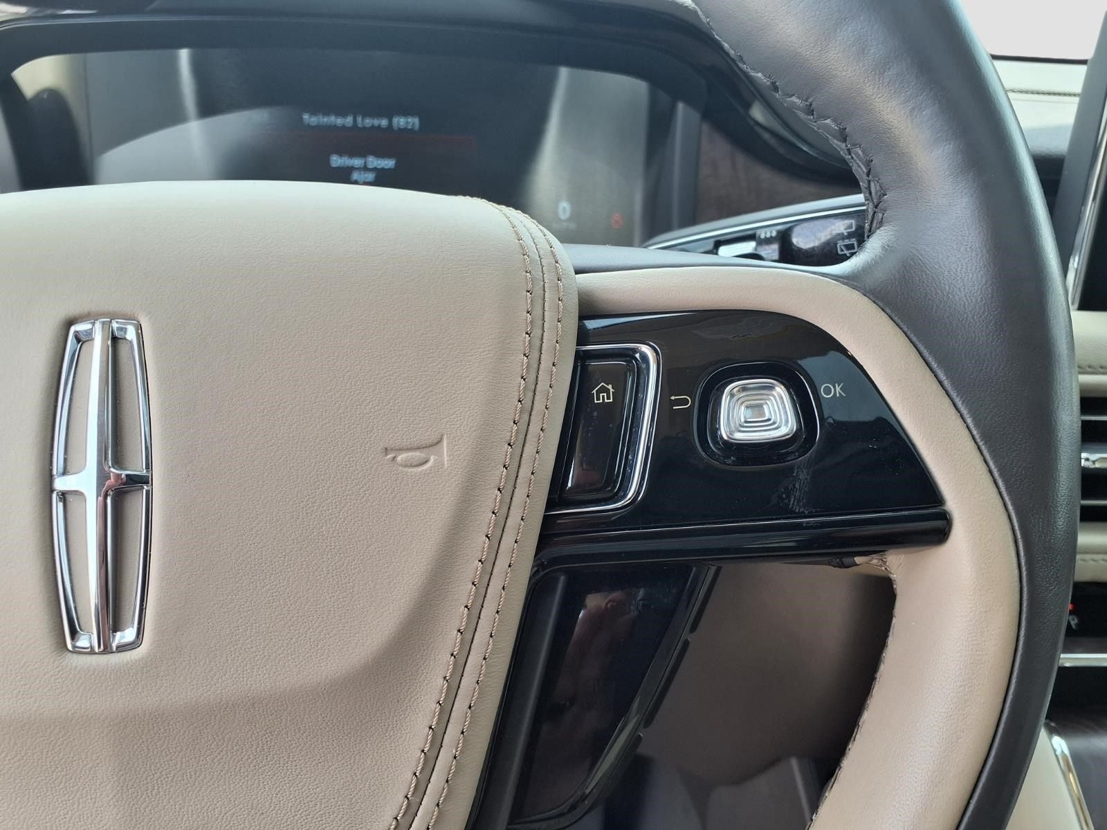 2023 Lincoln Aviator Reserve Premium