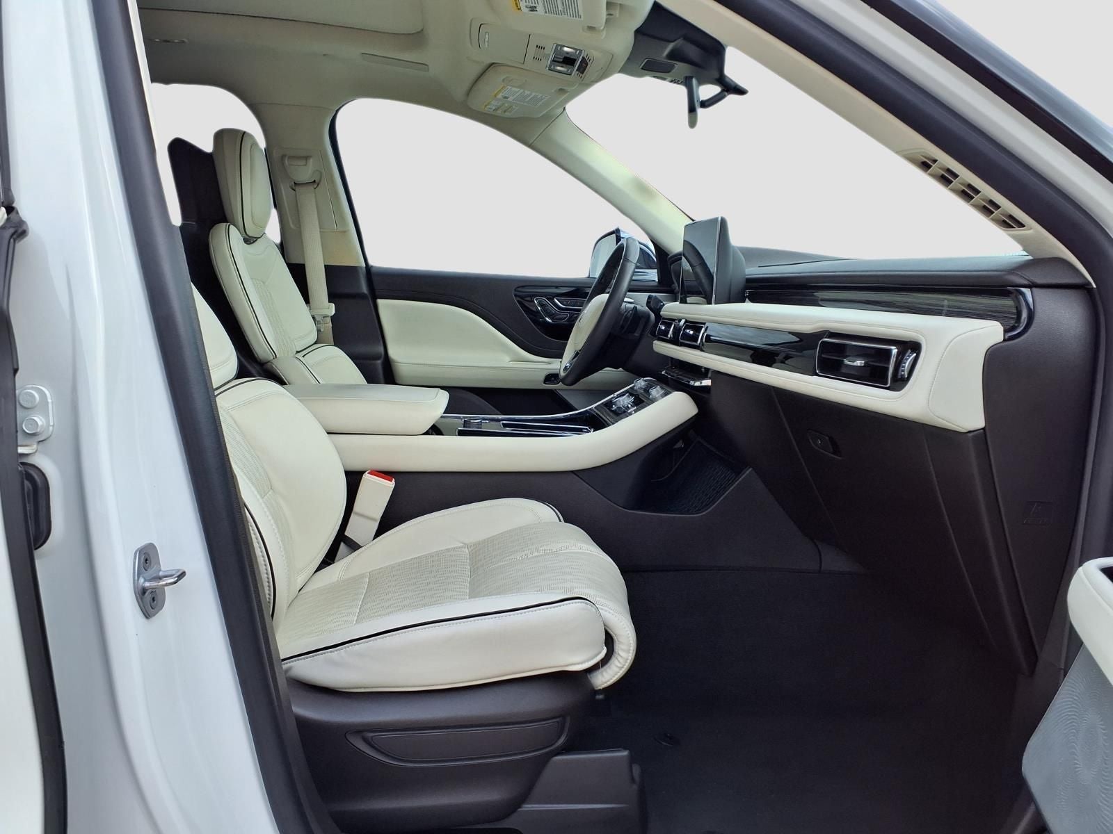 2022 Lincoln Aviator Black Label