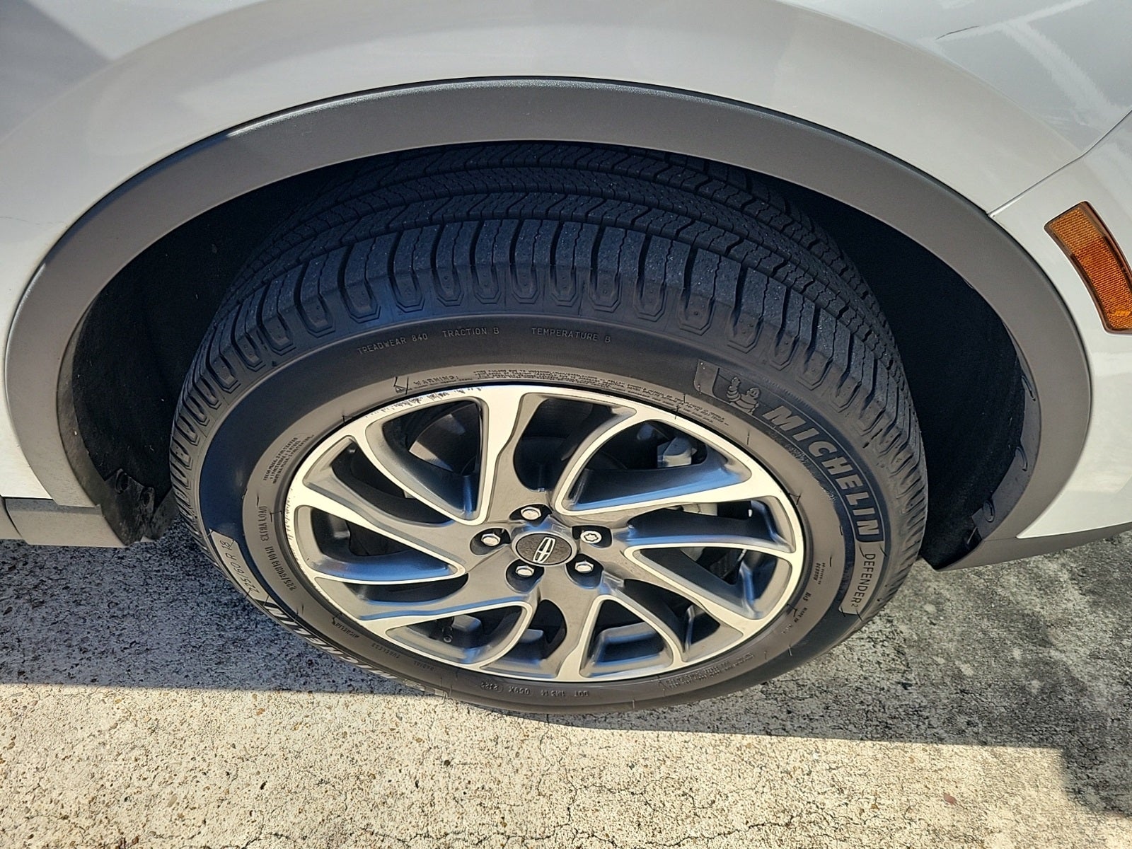 2022 Lincoln Corsair Standard