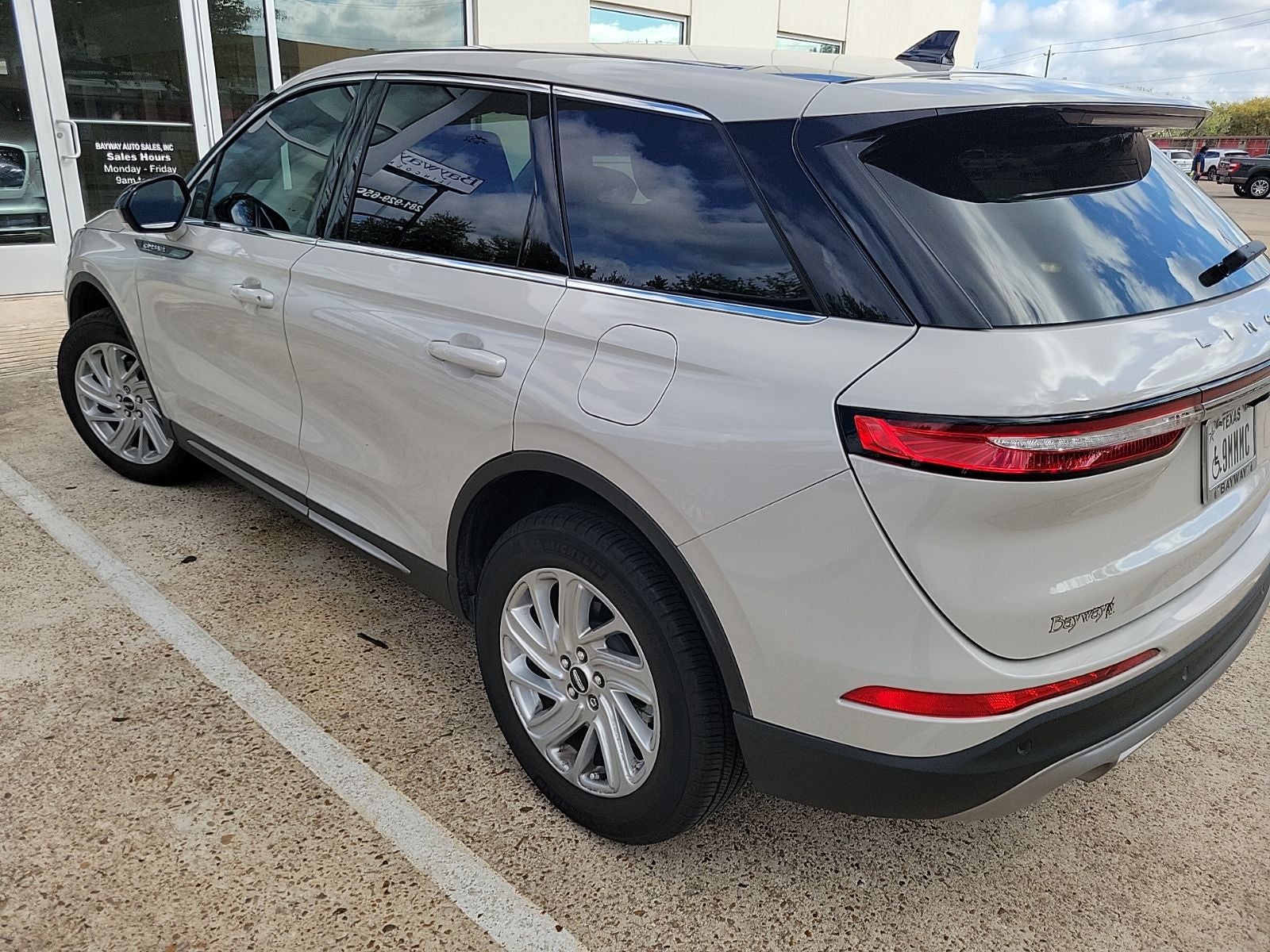 2024 Lincoln Corsair Premiere