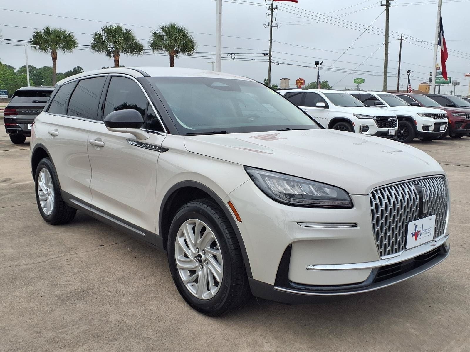 2023 Lincoln Corsair Standard