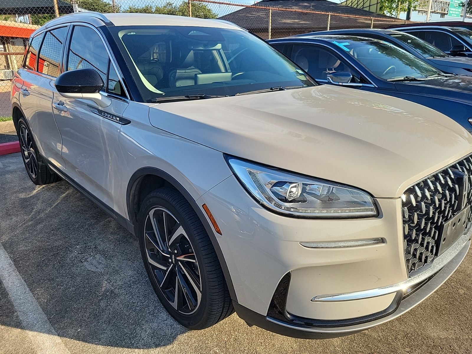 2023 Lincoln Corsair Reserve FWD's photo