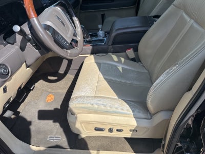 2015 Lincoln Navigator Base