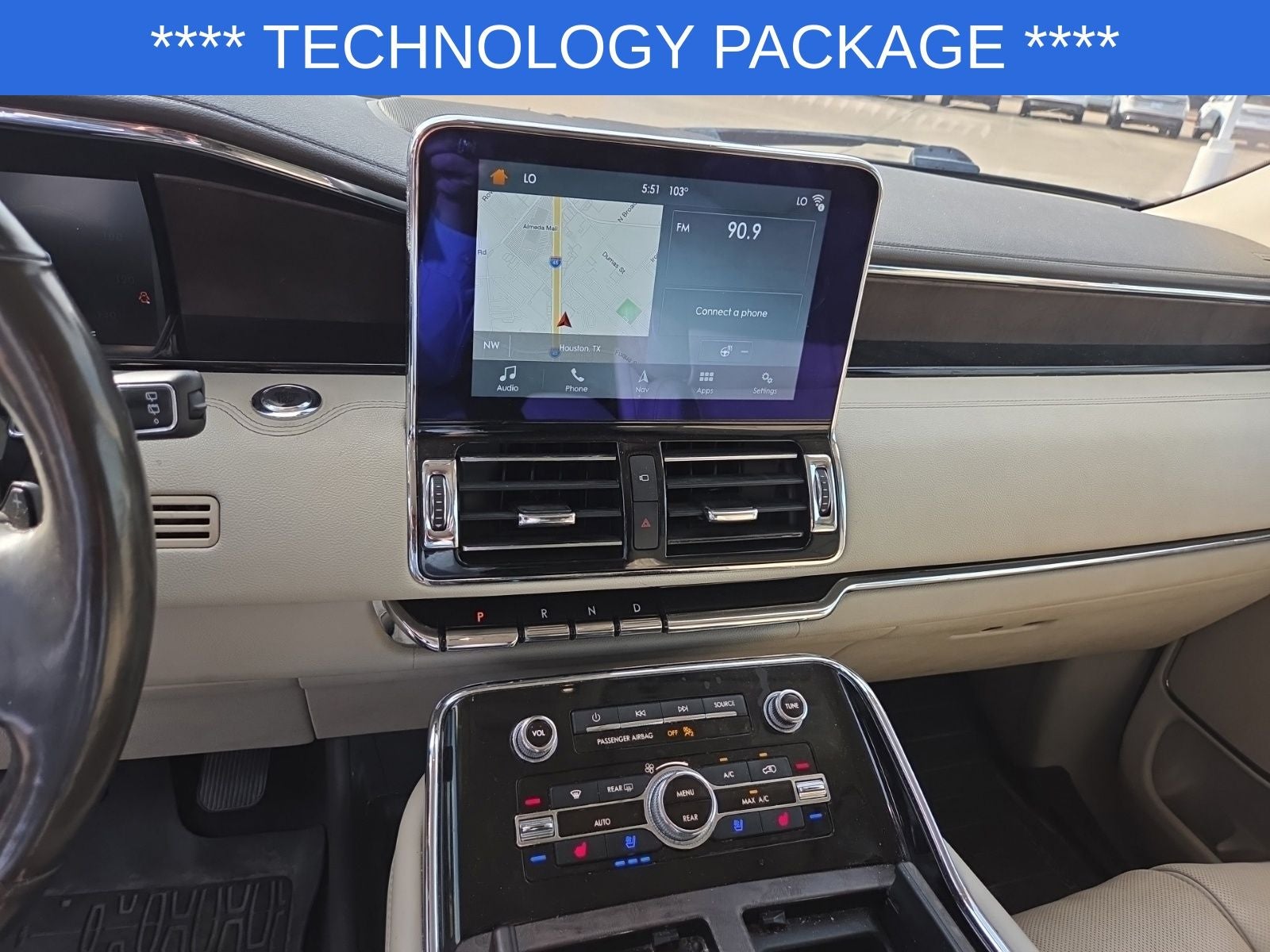 2019 Lincoln Navigator Select
