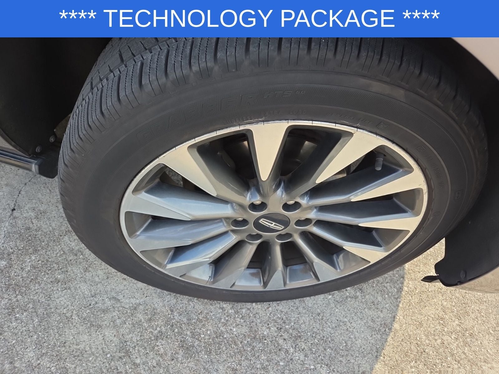 2019 Lincoln Navigator Select