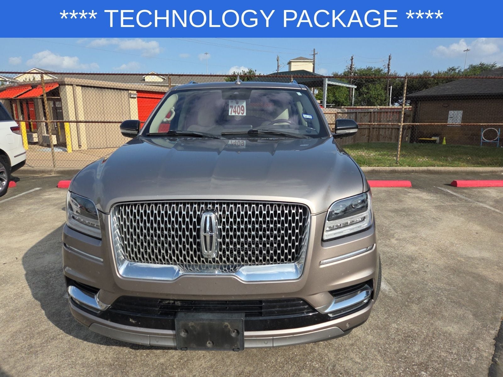 2019 Lincoln Navigator Select