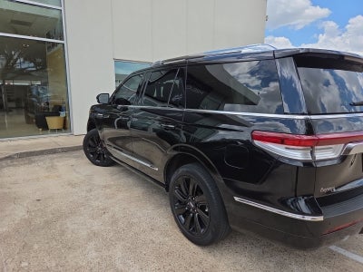 2023 Lincoln Navigator Reserve