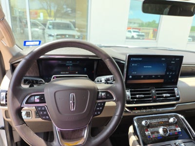 2023 Lincoln Navigator Reserve