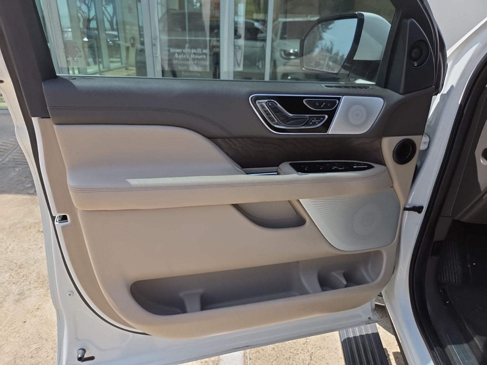 2023 Lincoln Navigator Reserve