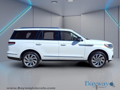 2022 Lincoln Navigator Reserve