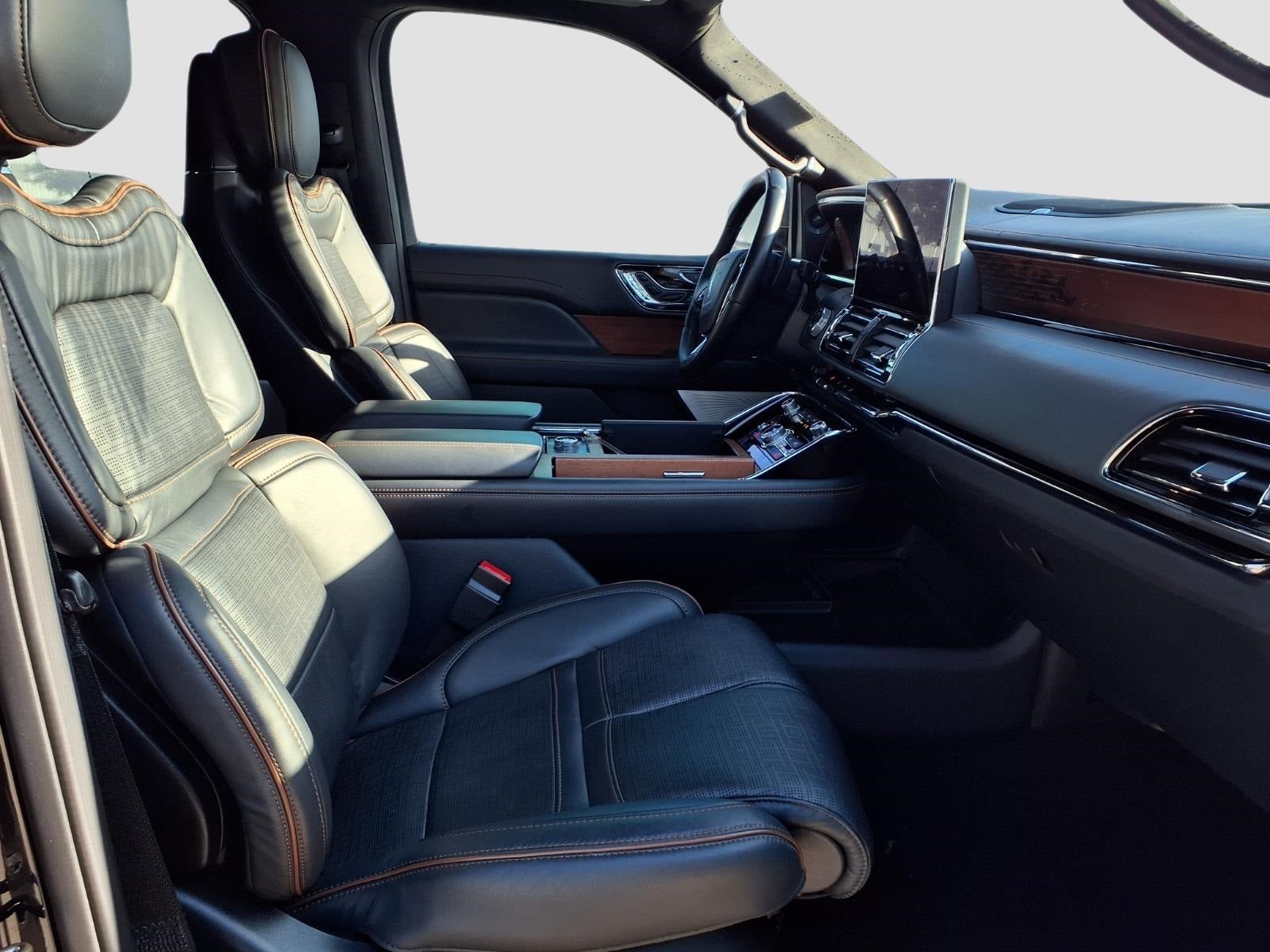 2023 Lincoln Navigator Black Label