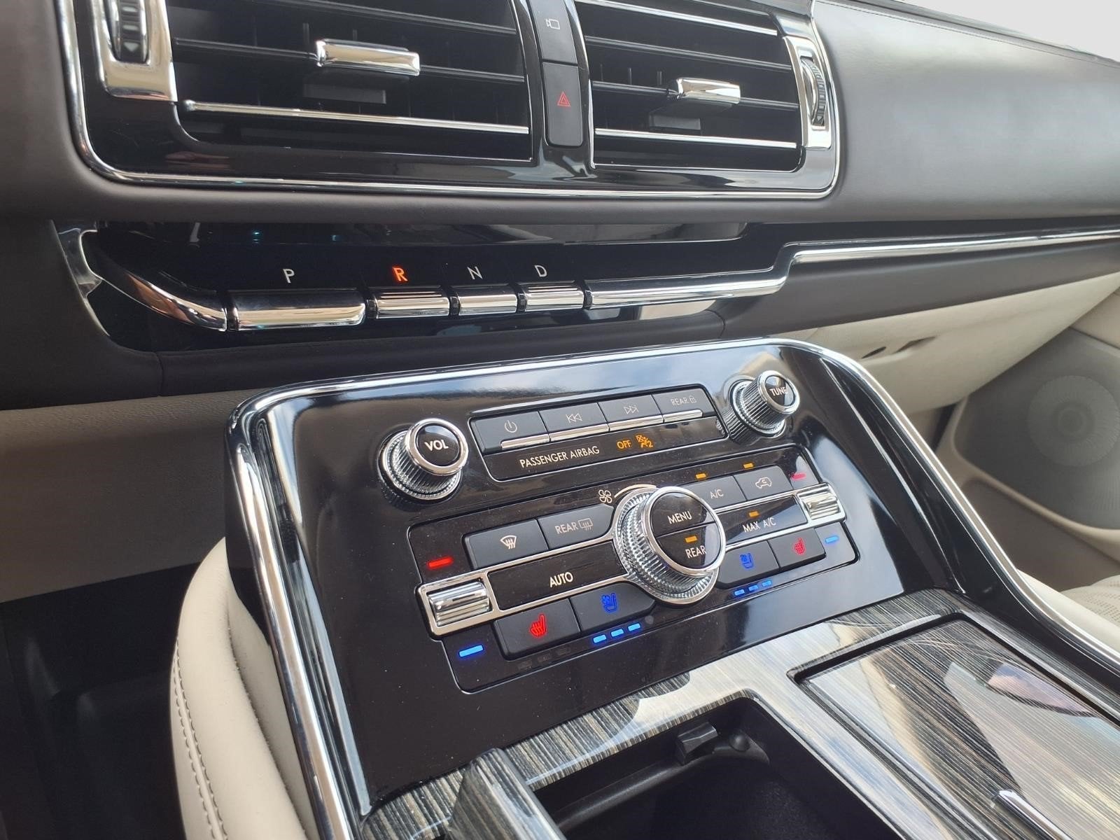 2023 Lincoln Navigator Black Label
