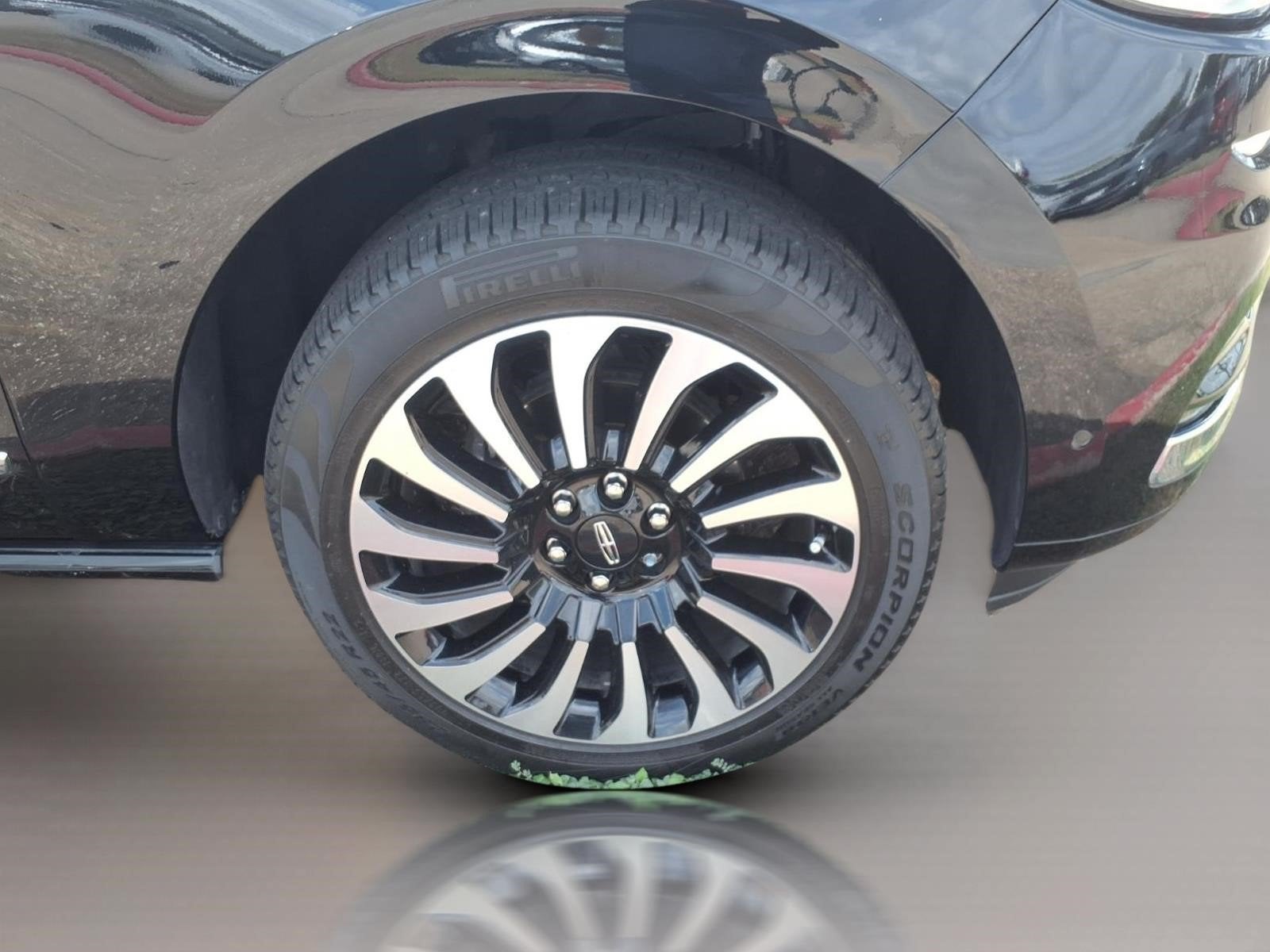 2023 Lincoln Navigator Black Label