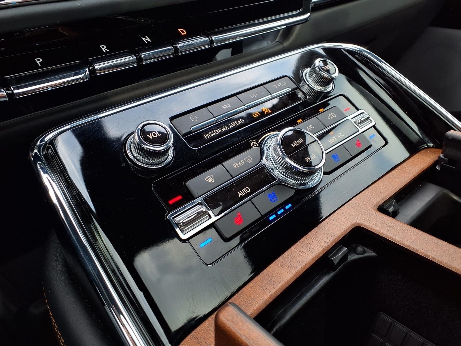 2024 Lincoln Navigator Black Label