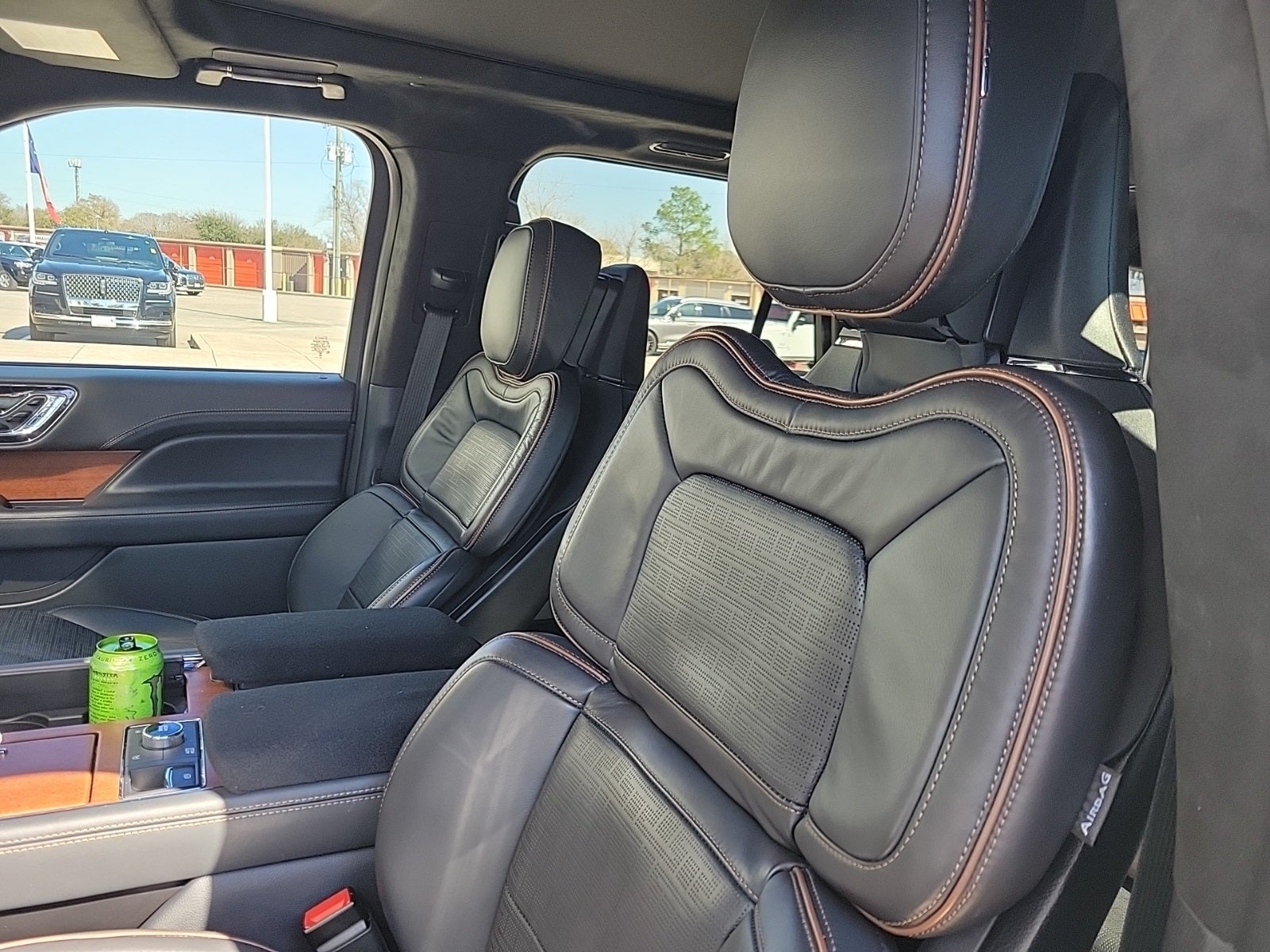 2024 Lincoln Navigator Black Label