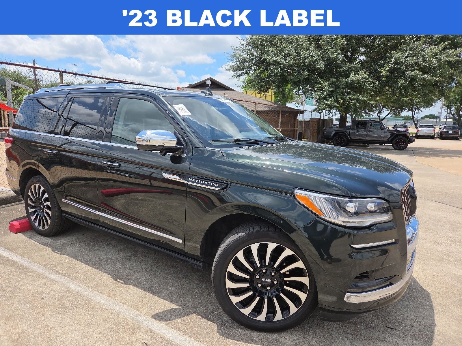 2023 Lincoln Navigator Black Label