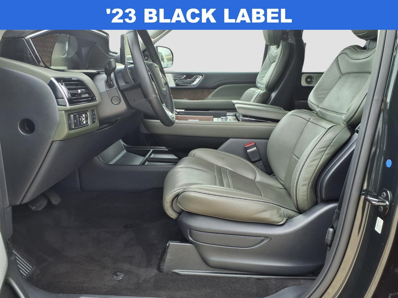 2023 Lincoln Navigator Black Label