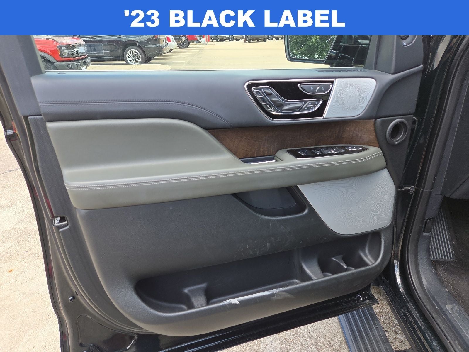 2023 Lincoln Navigator Black Label