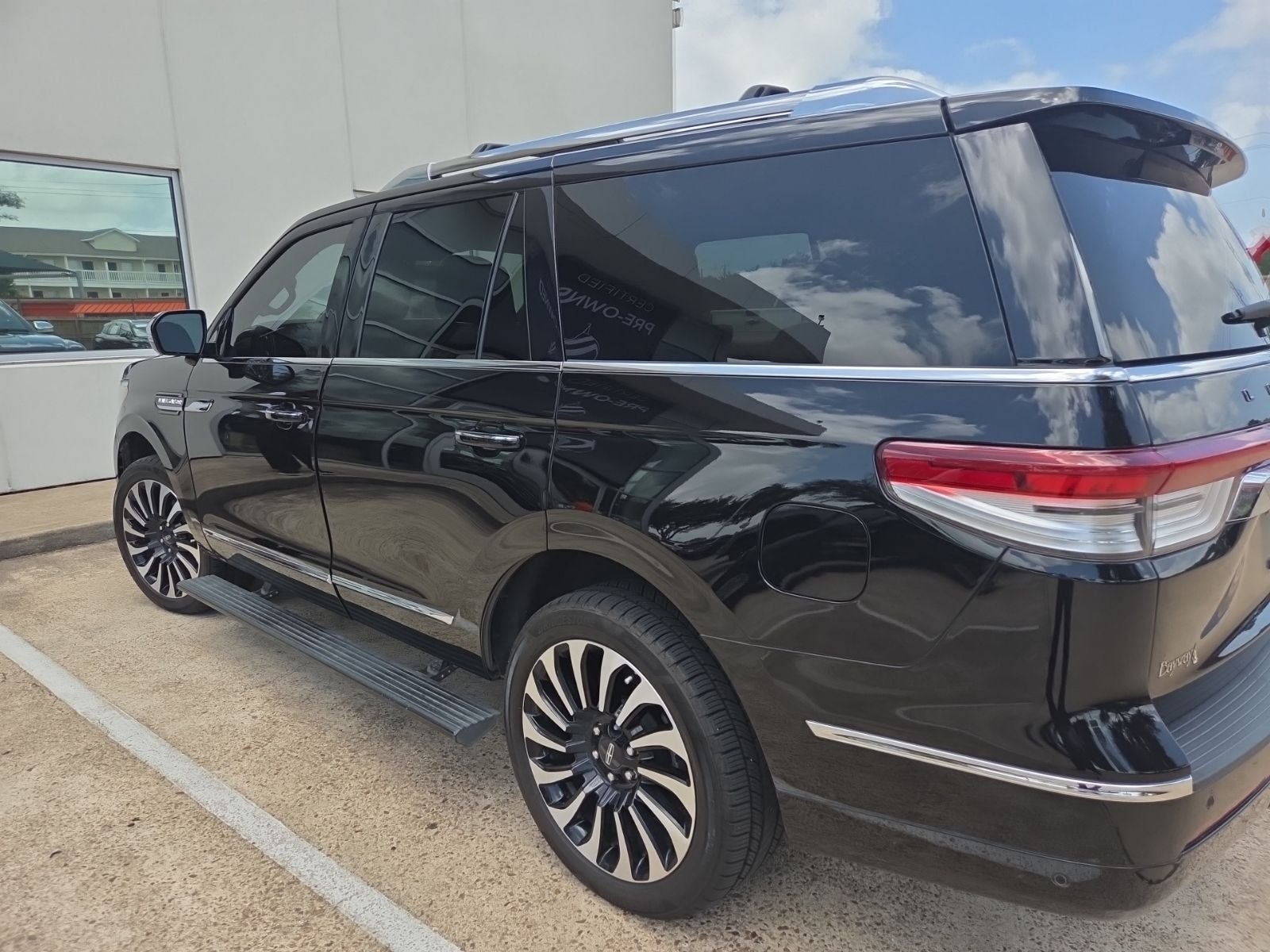 2024 Lincoln Navigator Black Label