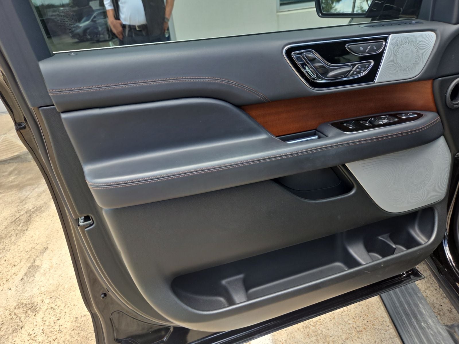 2024 Lincoln Navigator Black Label