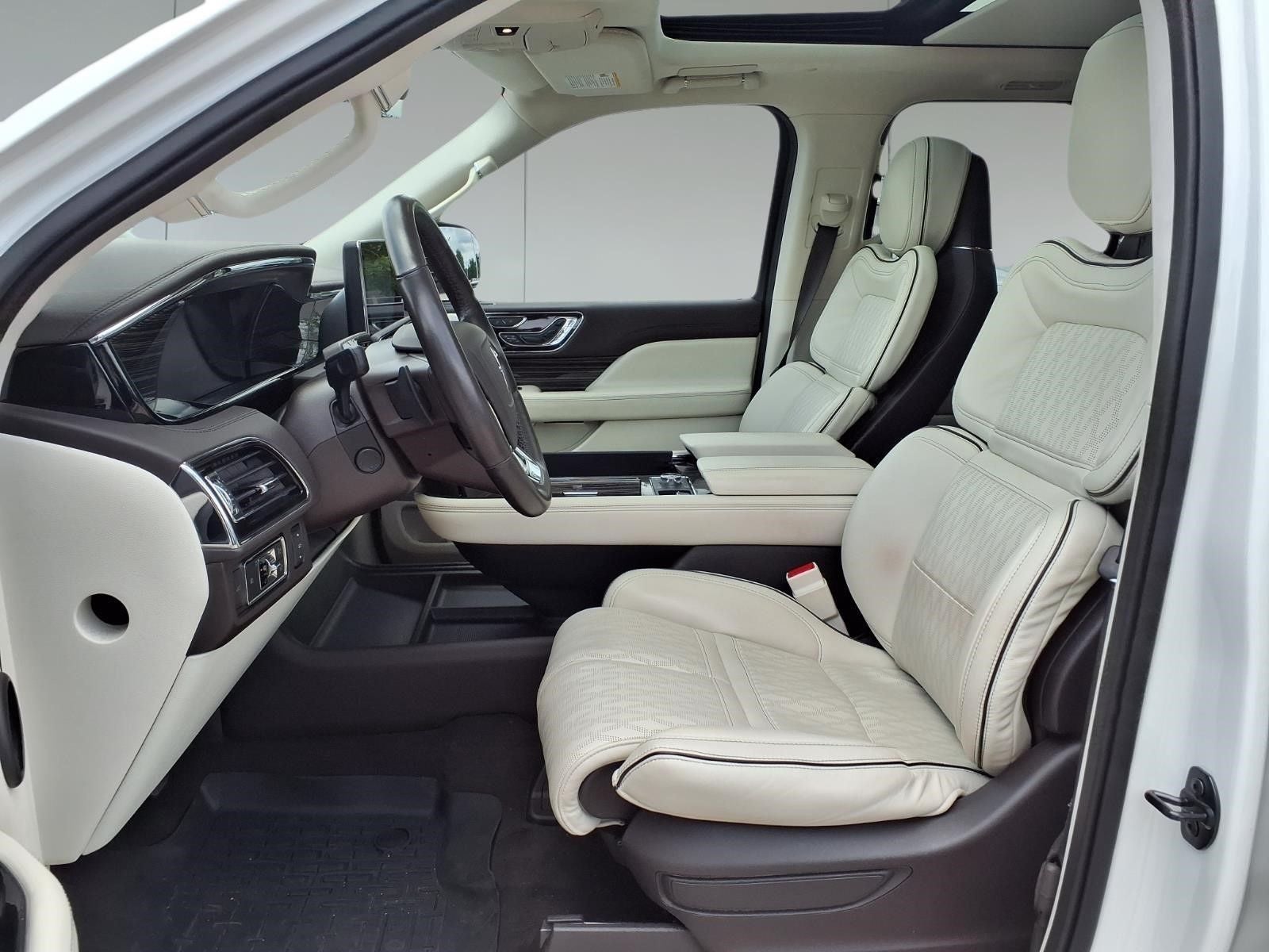 2023 Lincoln Navigator Black Label