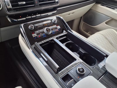 2023 Lincoln Navigator Black Label