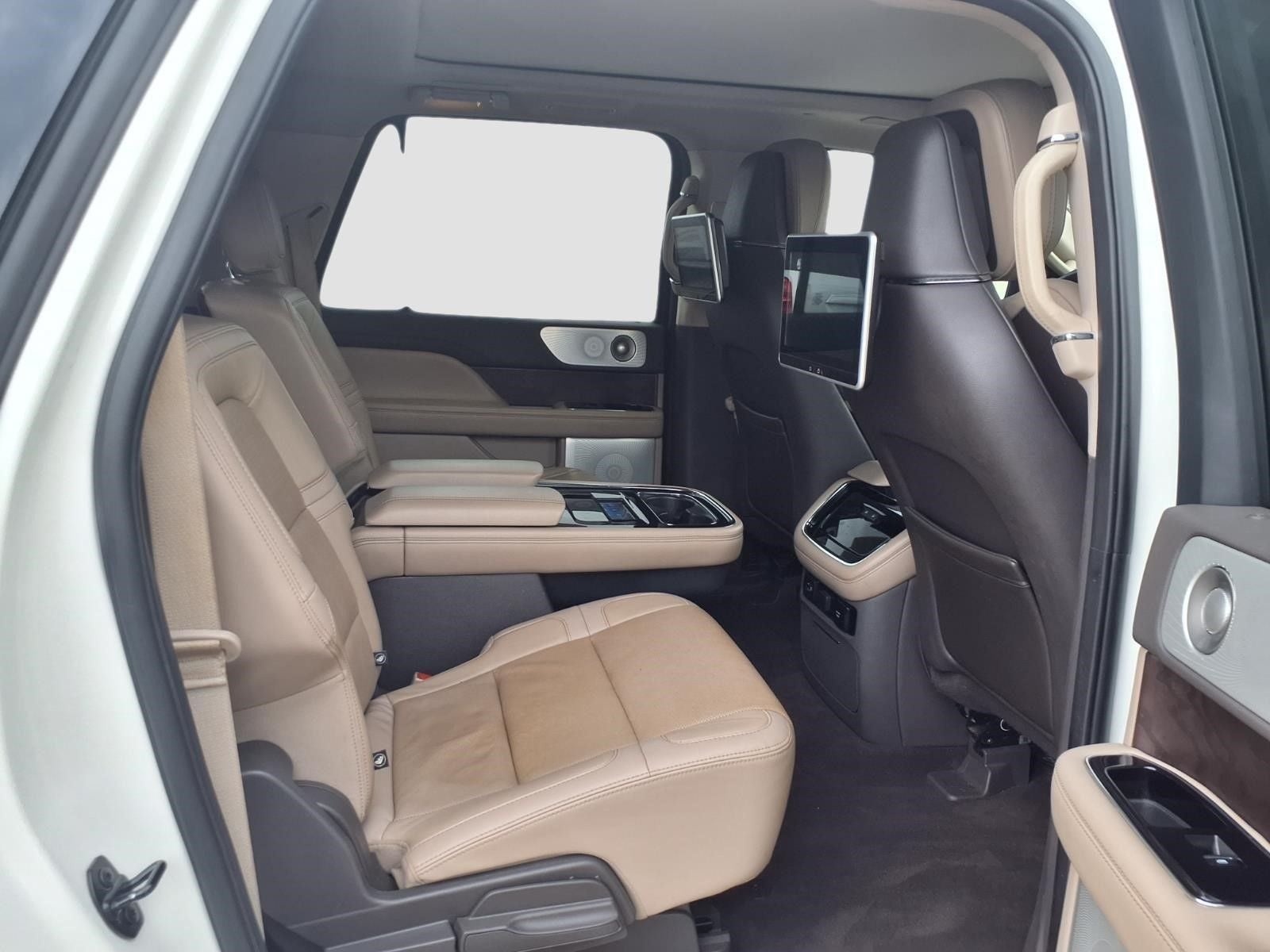 2023 Lincoln Navigator L Reserve