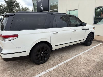 2023 Lincoln Navigator L Reserve