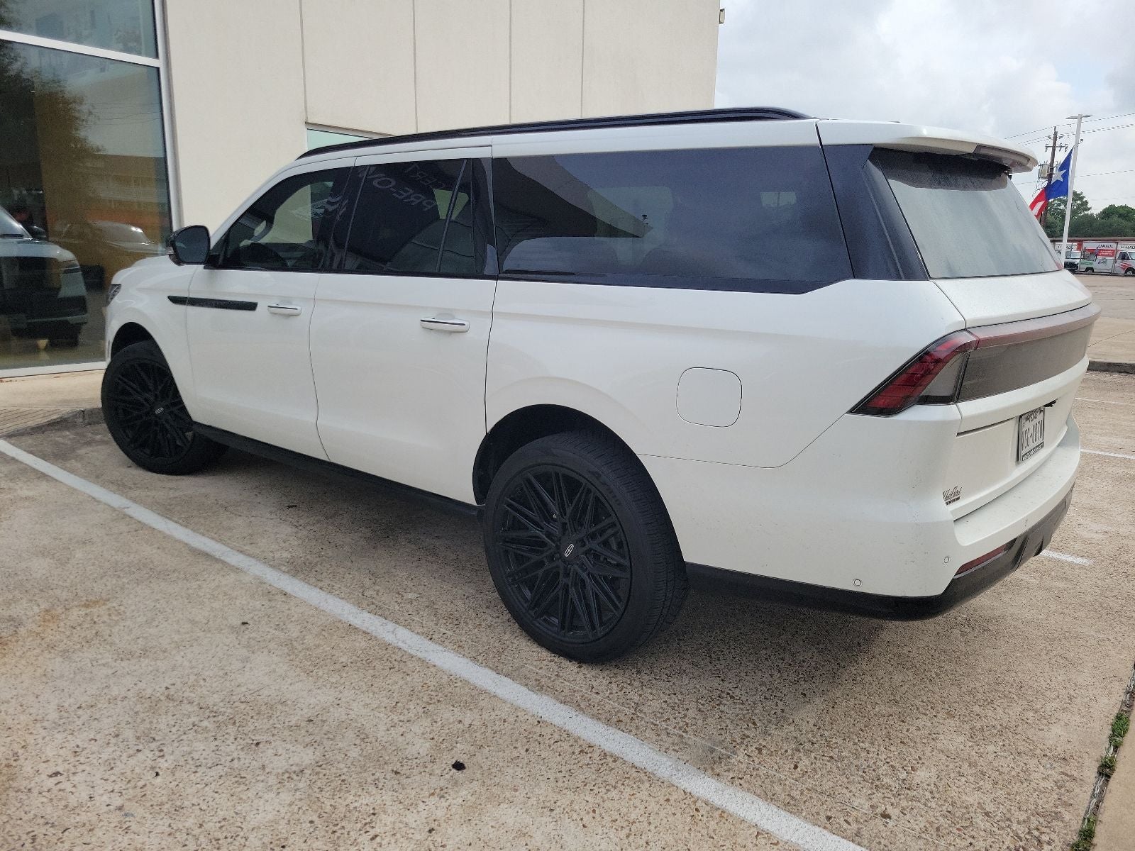 2025 Lincoln Navigator L Reserve