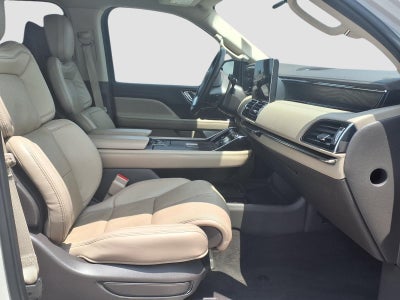 2023 Lincoln Navigator L Reserve