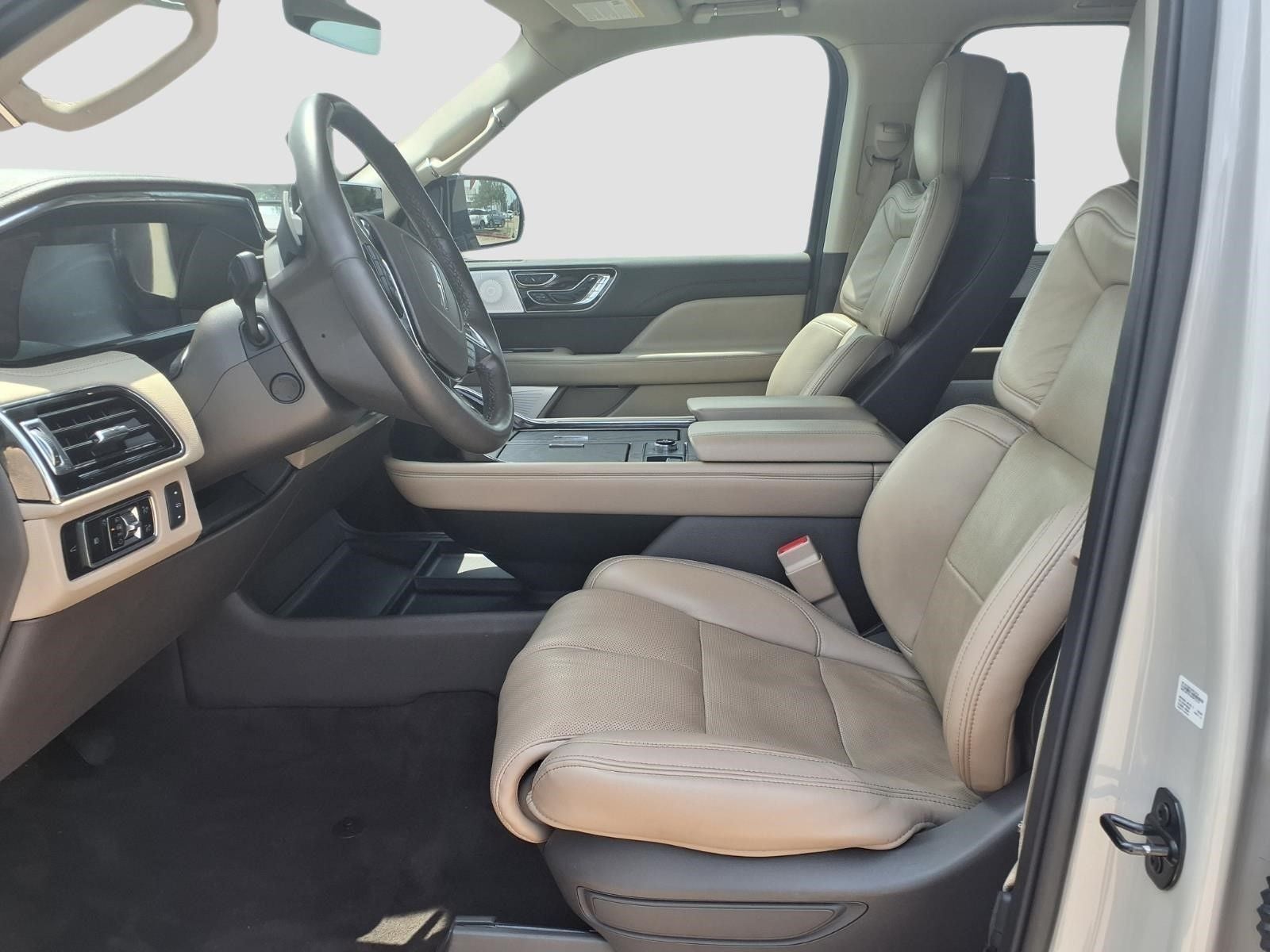 2023 Lincoln Navigator L Reserve