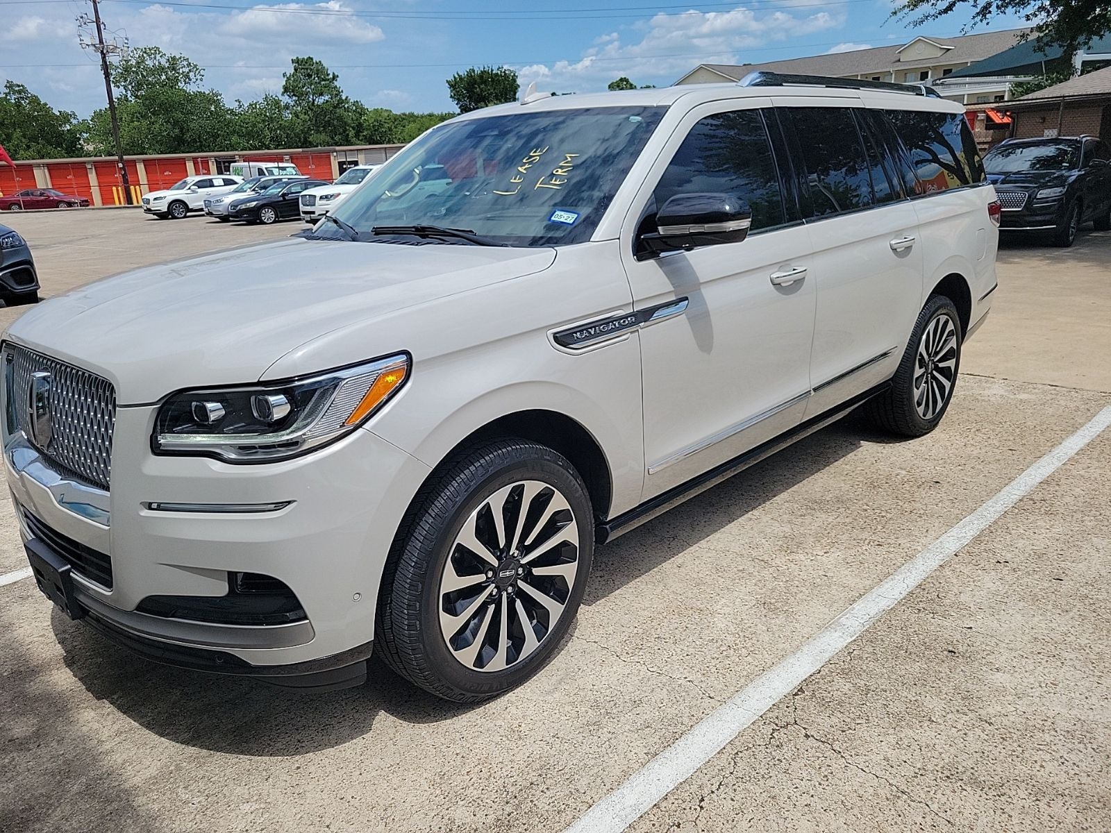 2023 Lincoln Navigator L Reserve