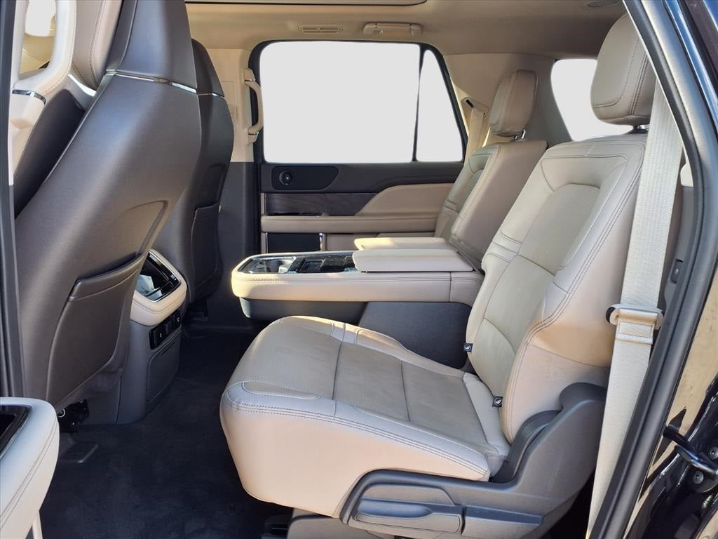 2023 Lincoln Navigator L L Reserve