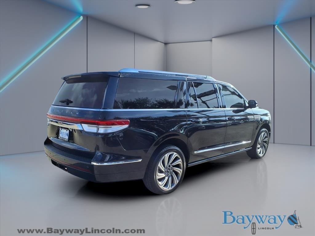 2023 Lincoln Navigator L L Reserve