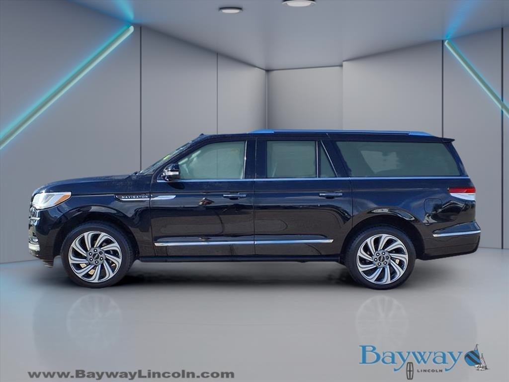 2023 Lincoln Navigator L L Reserve