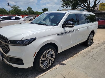 2026 Lincoln Navigator L Reserve