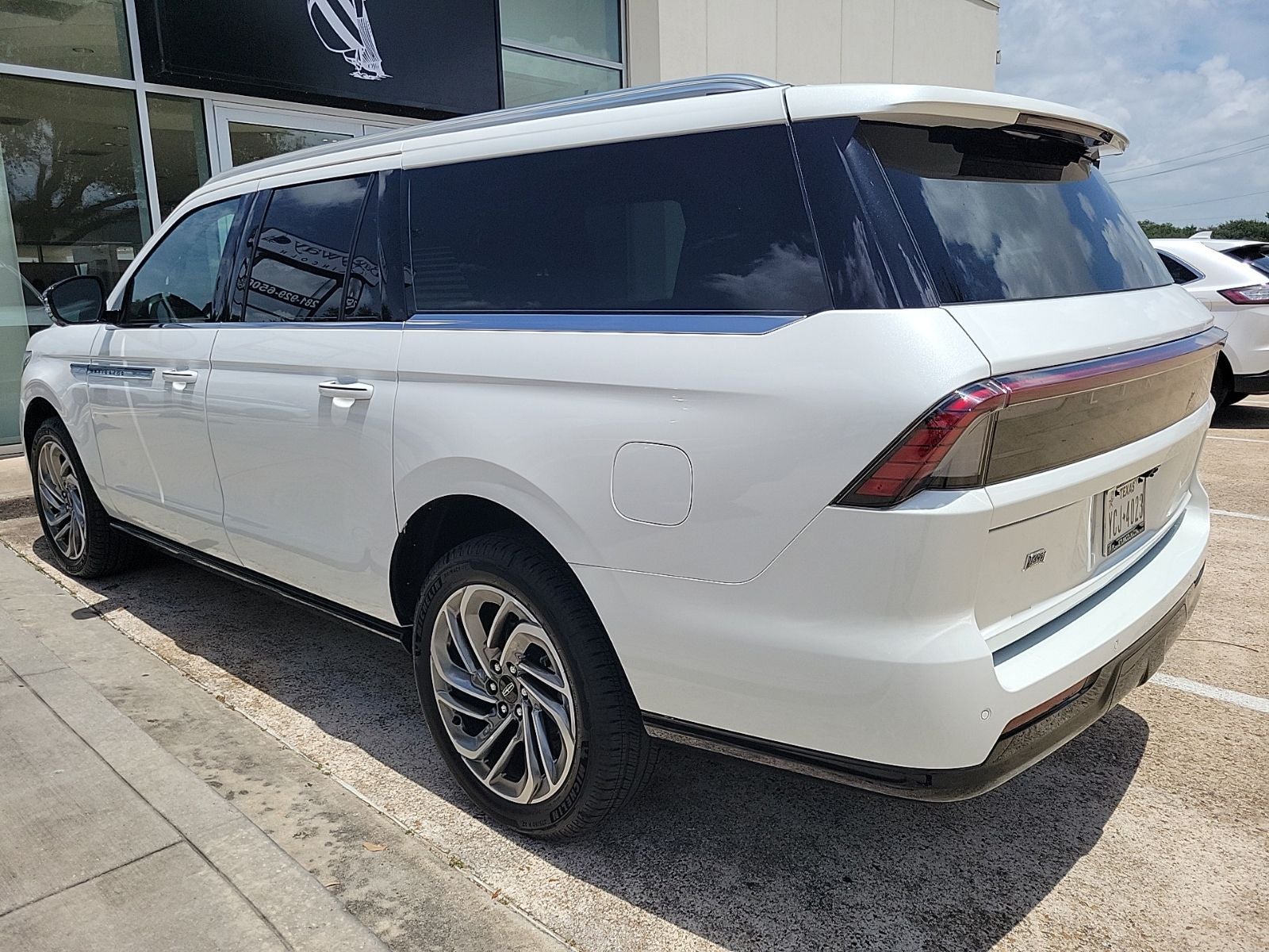 2026 Lincoln Navigator L Reserve