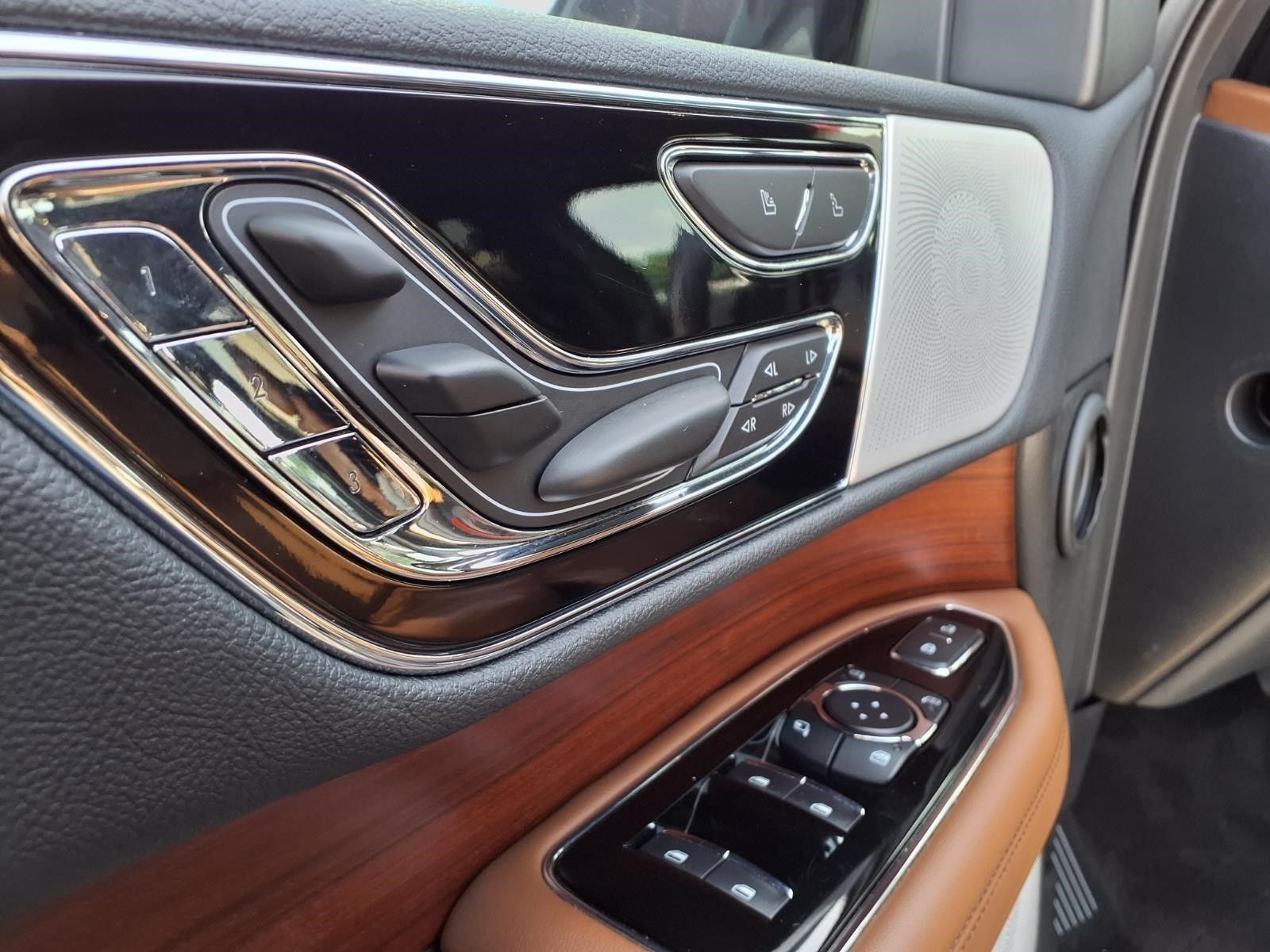 2023 Lincoln Navigator L Reserve